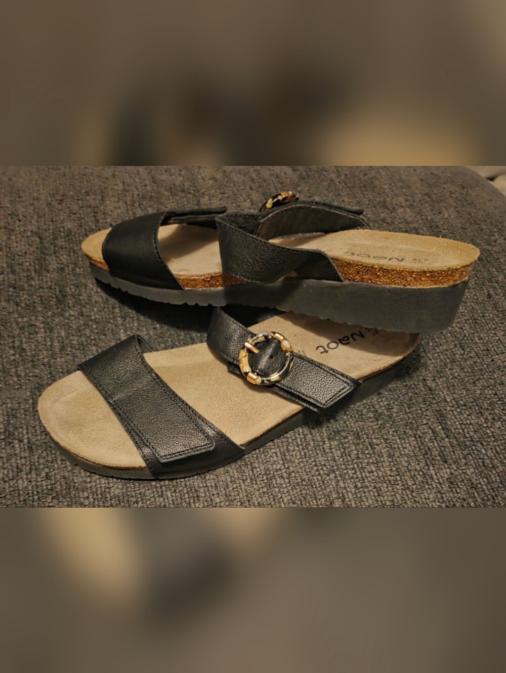 Naot Women's Black Slide Sandals with Tortoiseshell Buckle. Size 10 - Picture 4 of 9